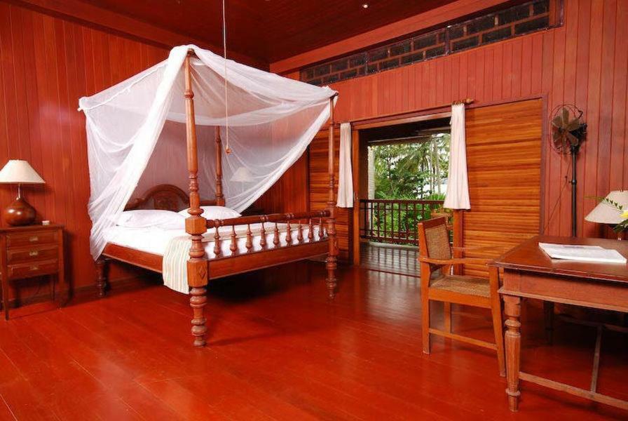 Baan Mai Beachfront Lone Island Phuket Extérieur photo