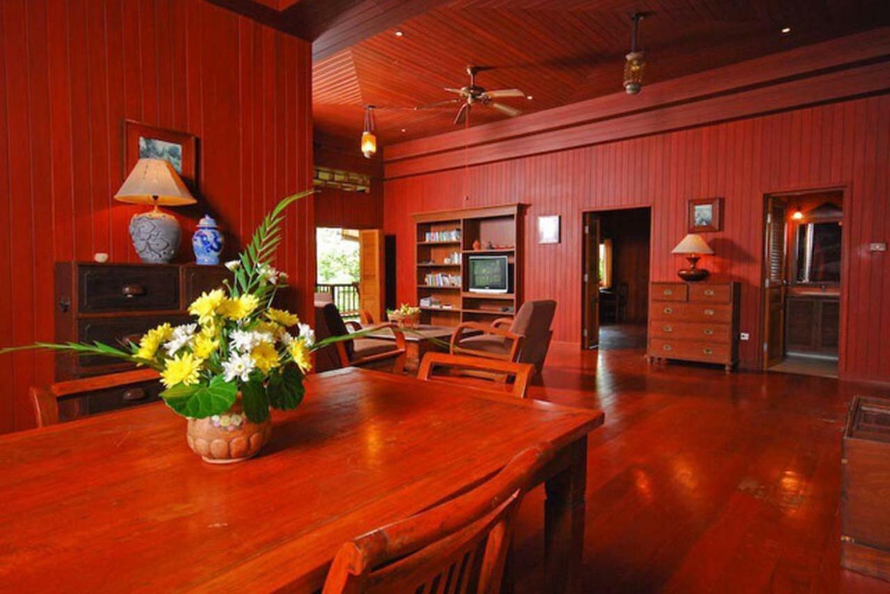 Baan Mai Beachfront Lone Island Phuket Extérieur photo
