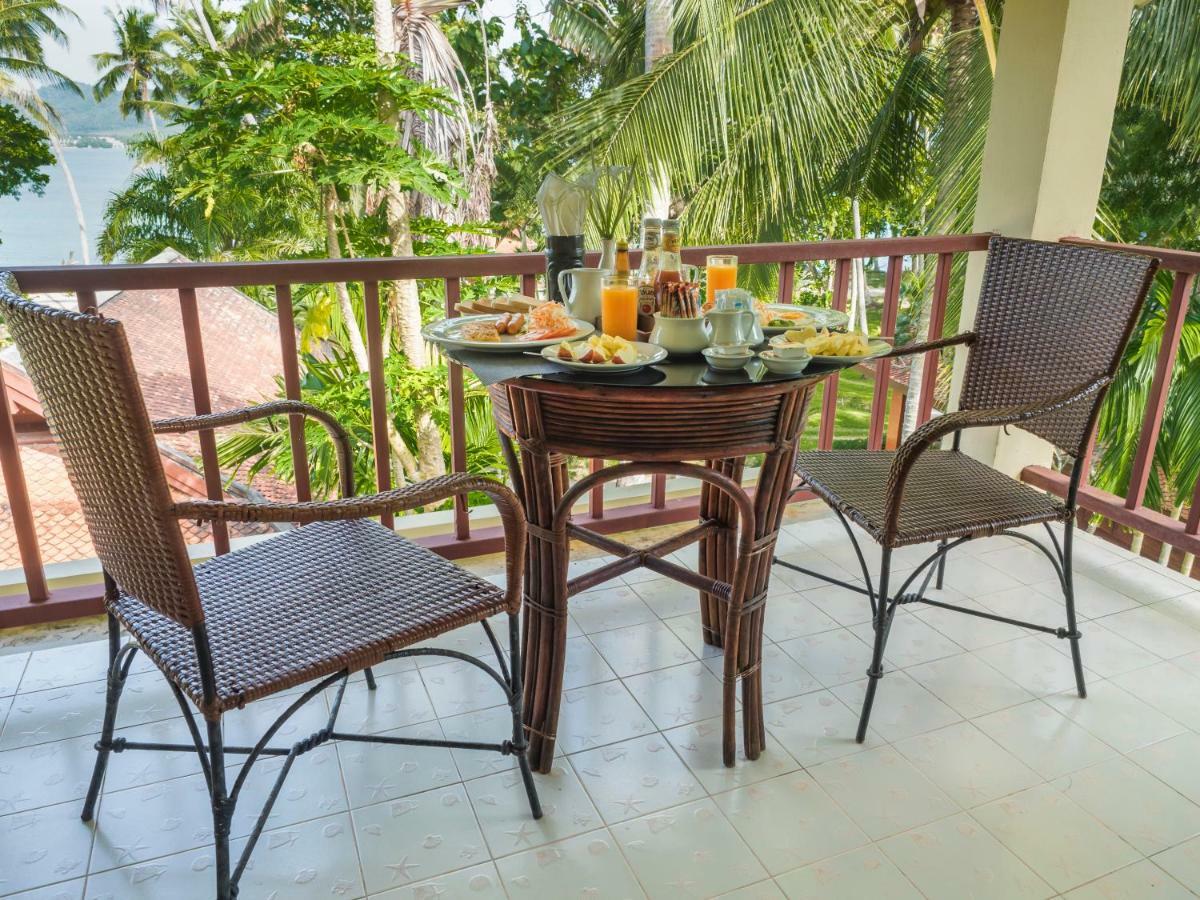 Baan Mai Beachfront Lone Island Phuket Extérieur photo