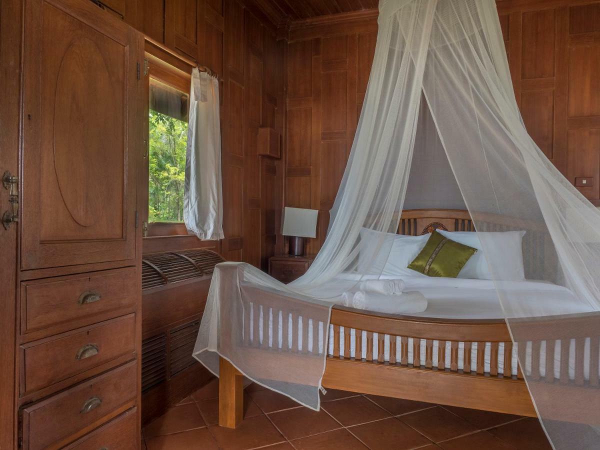Baan Mai Beachfront Lone Island Phuket Extérieur photo