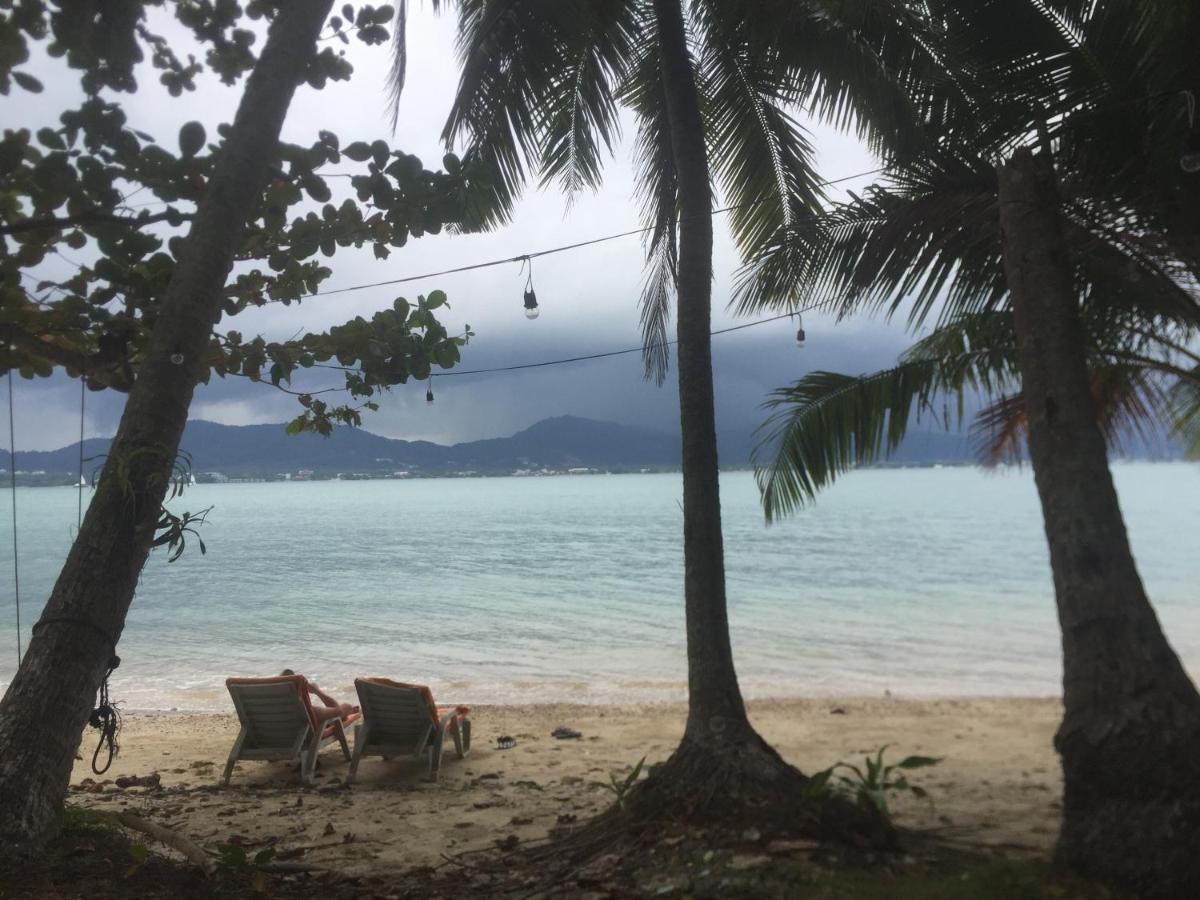 Baan Mai Beachfront Lone Island Phuket Extérieur photo